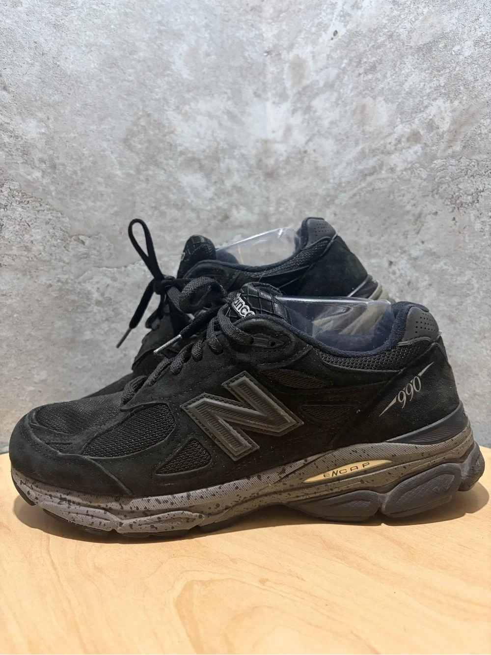New Balance Made in USA 990v4 size women’s 9.5